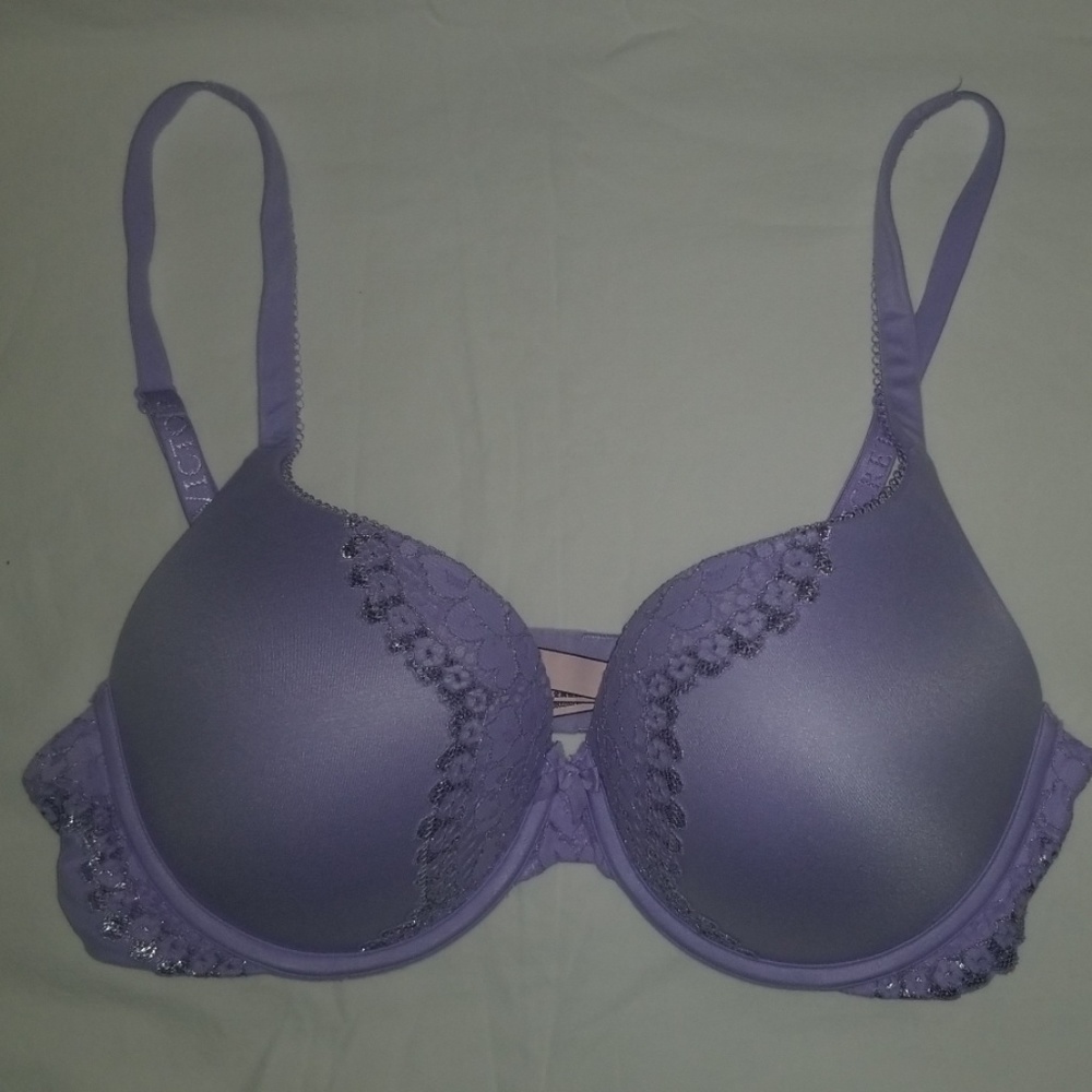 Victoria's Secret BBV lavender bra 36D lace body